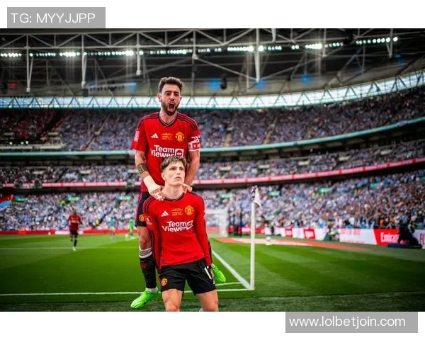 足总杯惊天逆转那不勒斯狂胜曼城五球引发全场震撼