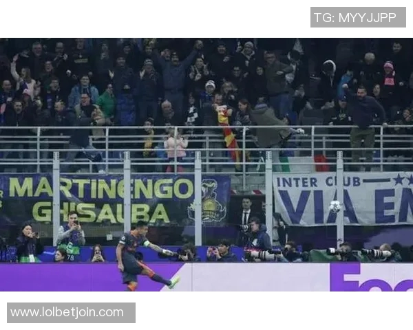 意甲激战国米5-1大胜巴黎点球争议引发全场热议