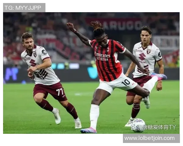 友谊赛精彩回顾拜仁大胜AC米兰乌龙球成焦点战术分析引人深思