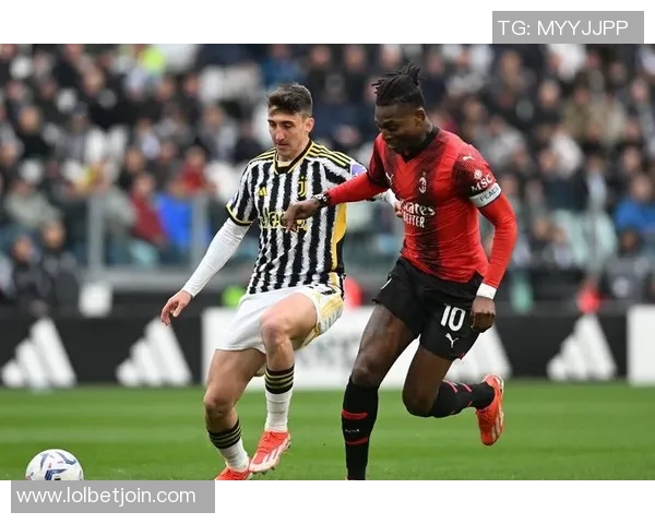 中超精彩对决AC米兰与曼城激战成和绝杀瞬间引发全场热烈反响