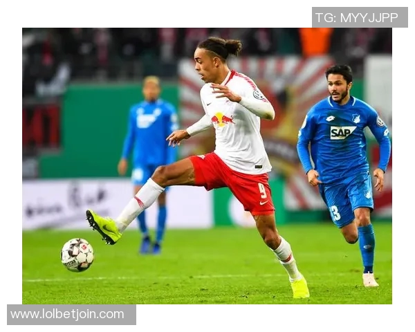 德甲激战:里昂狂胜本菲卡6-2神奇扑救点燃全场激情 德甲激战:里昂狂胜本菲卡6-2神奇扑救点燃全场激情