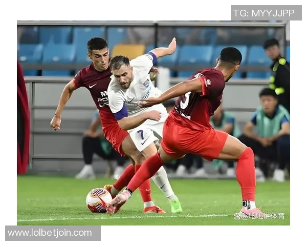 中超赛场惊现冷门莱比锡逆转本菲卡引发全场沸腾 中超赛场惊现冷门莱比锡逆转本菲卡引发全场沸腾