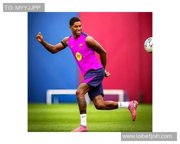 中超精彩对决巴萨6-2曼联神扑时刻引发全场狂欢点评